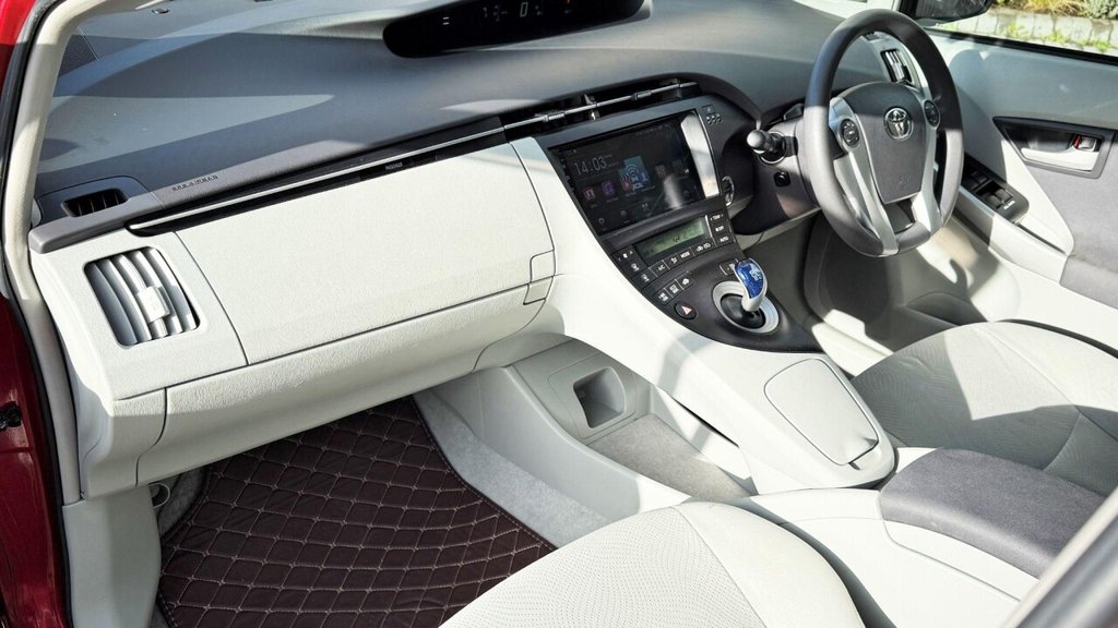 Used Toyota Prius 2023 for sale - 77282984: Photo 22