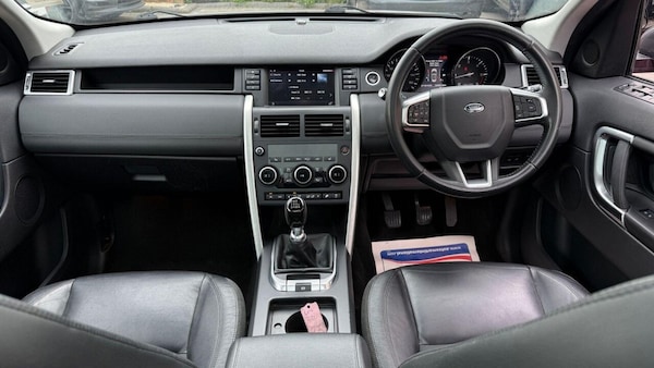 Used Land Rover Discovery Sport 2016 for sale - 76111948: Photo 3