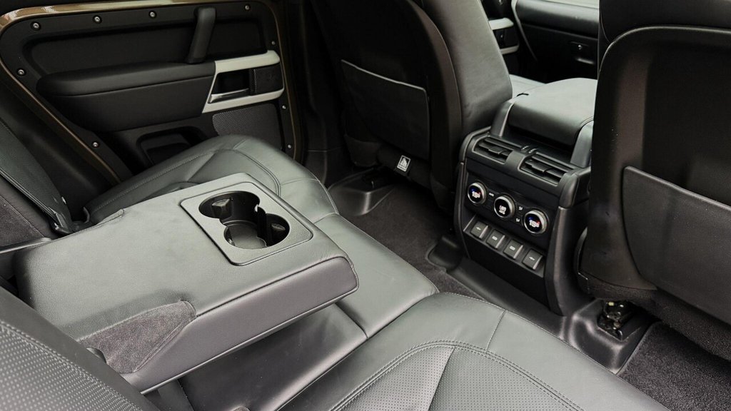 Used Land Rover Defender 2020 for sale - 78081145: Photo 23