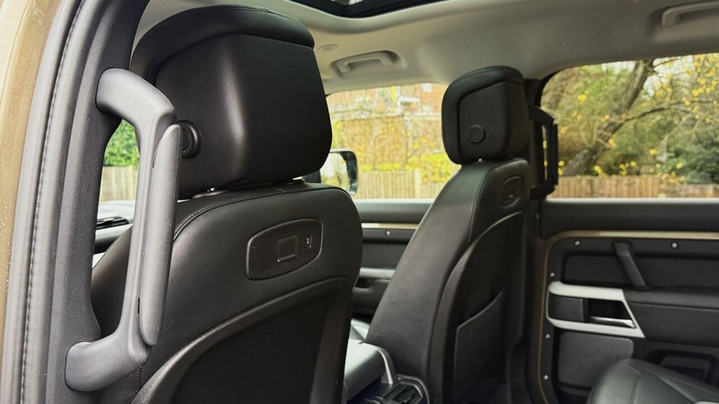 Used Land Rover Defender 2020 for sale - 78081145: Photo 25