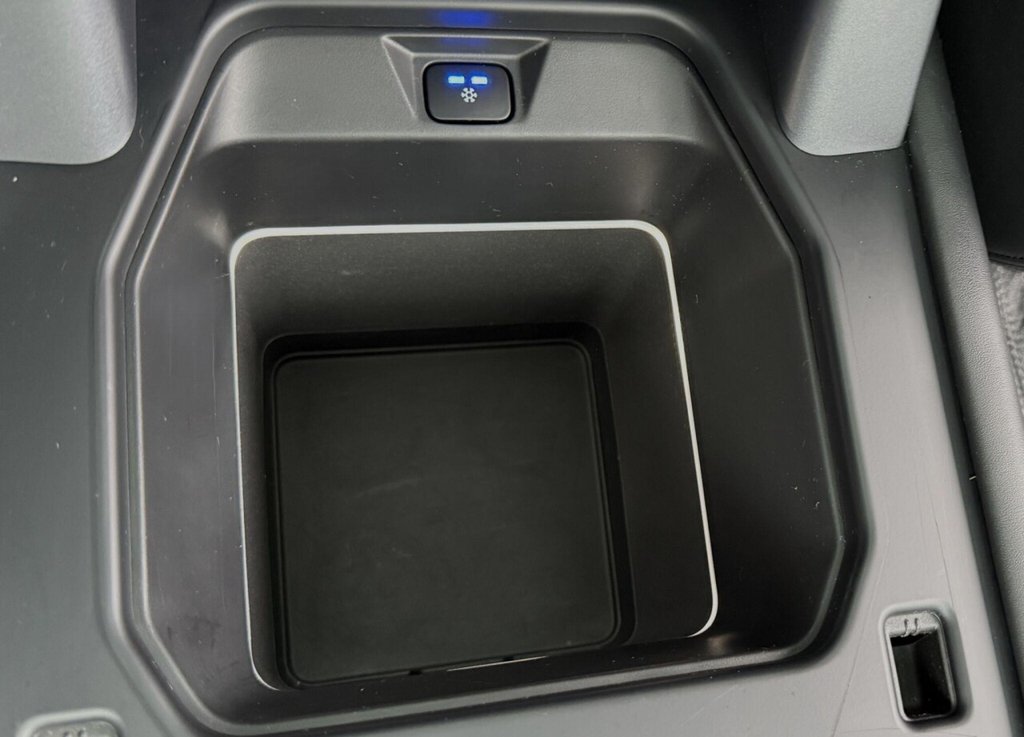 Used Land Rover Defender 2020 for sale - 78081145: Photo 26