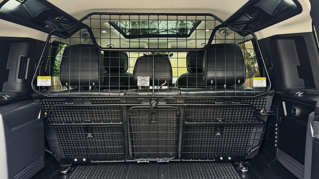 Used Land Rover Defender 2020 for sale - 78081145: Photo 41