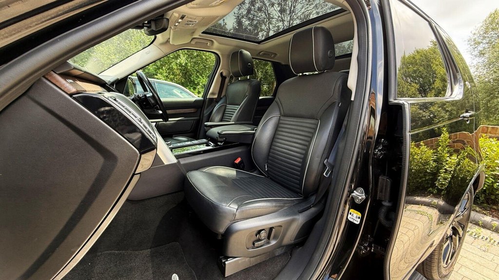 Used Land Rover Discovery 2017 for sale - 76173348: Photo 12