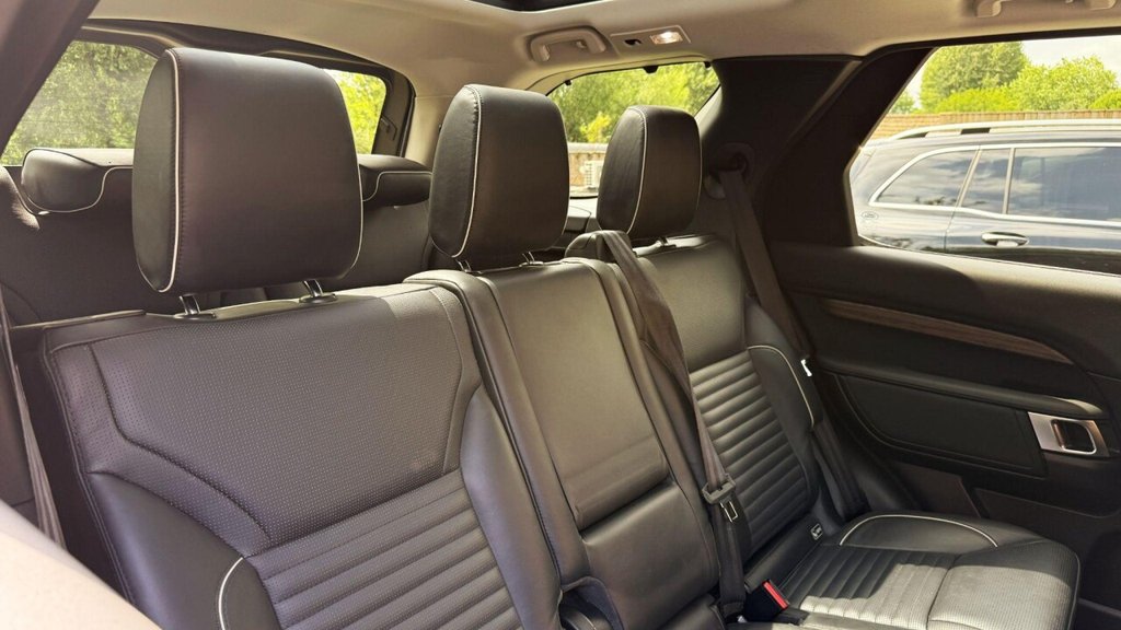 Used Land Rover Discovery 2017 for sale - 76173348: Photo 14