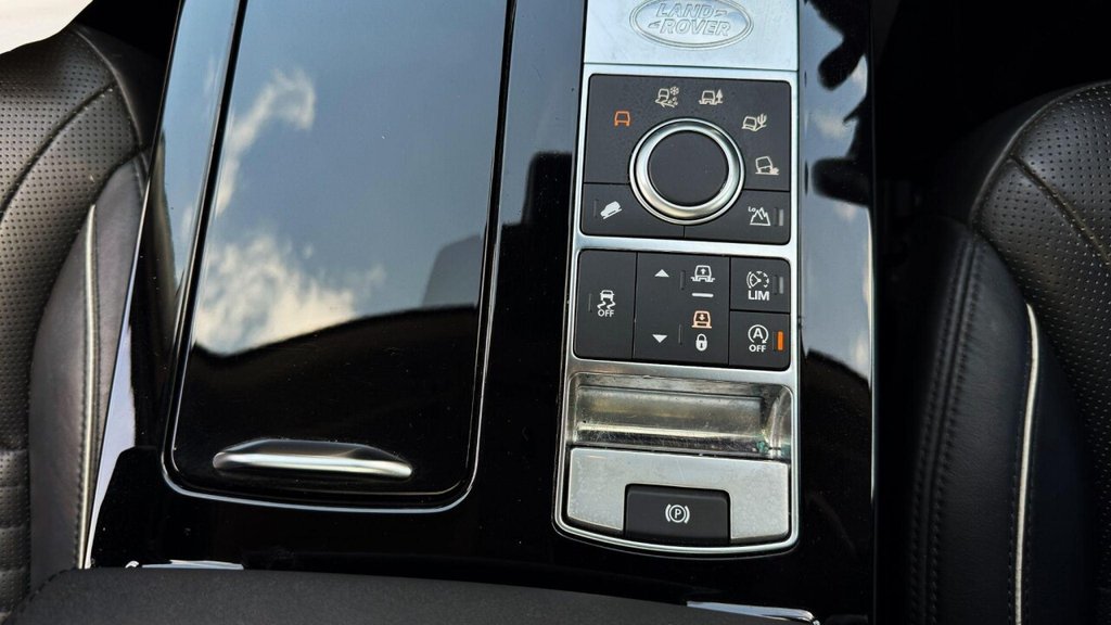 Used Land Rover Discovery 2017 for sale - 76173348: Photo 18