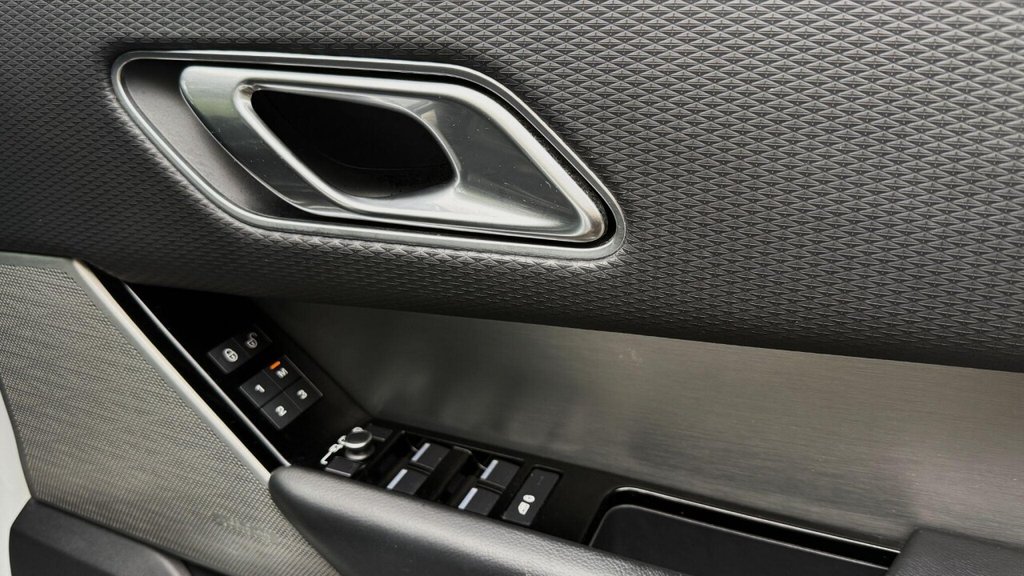 Used Land Rover Range Rover Velar 2017 for sale - 76434431: Photo 29