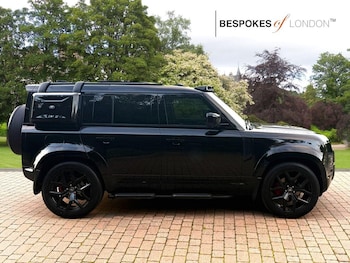Used Land Rover Defender 110 2020 for sale - 76216781: Photo 2