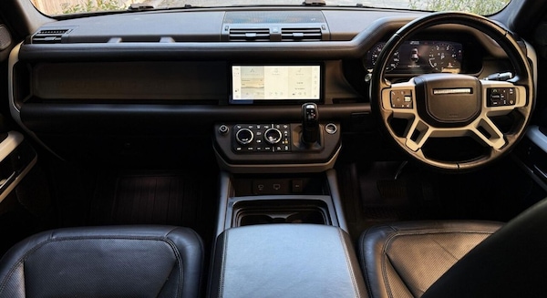 Used Land Rover Defender 110 2020 for sale - 76216781: Photo 3