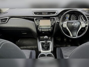 Used Nissan Qashqai 2015 for sale - 77388816: Photo