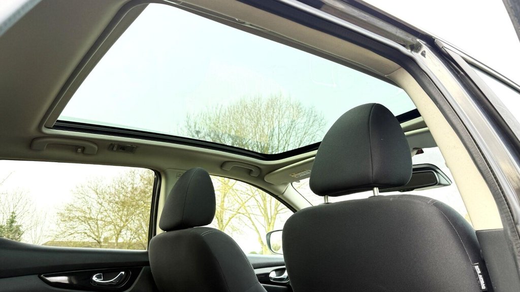 Used Nissan Qashqai 2015 for sale - 77388816: Photo 8