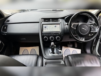 Used Jaguar E-Pace 2018 for sale - 78785994: Photo