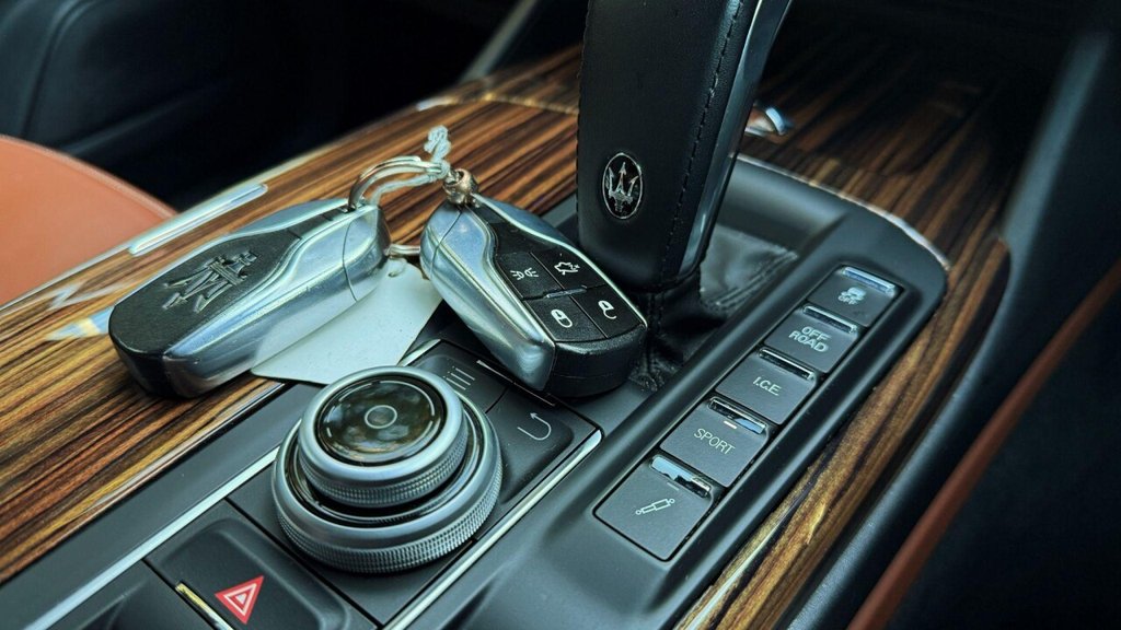 Vehicle 29