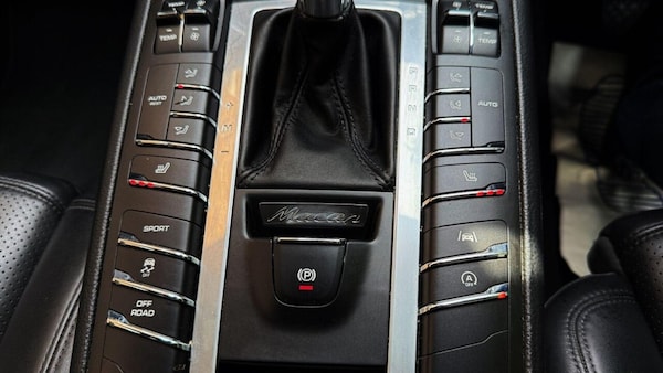 Used Porsche Macan 2019 for sale - 75616526: Photo 34