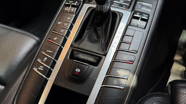 Used Porsche Macan 2019 for sale - 75616526: Photo 35
