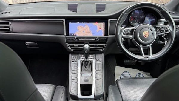 Used Porsche Macan 2019 for sale - 75616526: Photo 3
