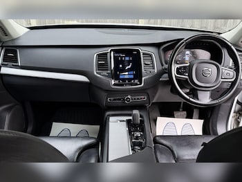 Used Volvo XC90 2022 for sale - 76501032: Photo