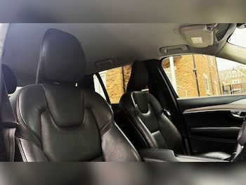 Used Volvo XC90 2022 for sale - 76501032: Photo