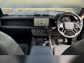 Used Land Rover Defender 2023 for sale - 78824271: Photo
