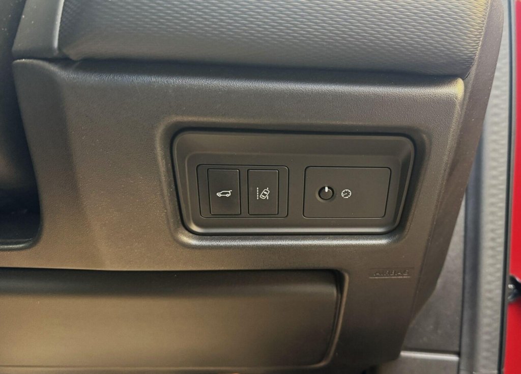 Used Land Rover Discovery Sport 2018 for sale - 76888579: Photo 32