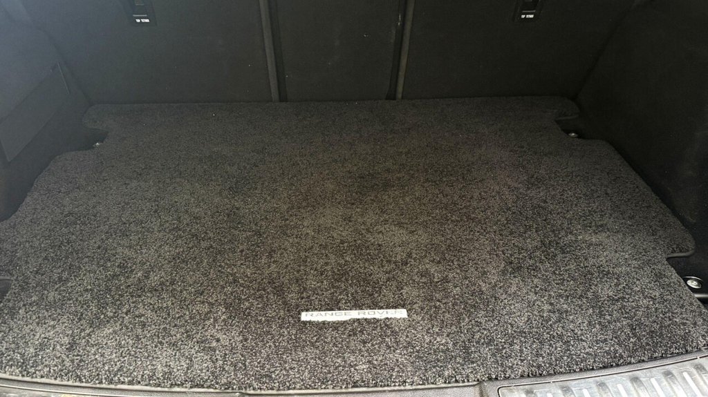 Used Land Rover Range Rover Evoque 2019 for sale - 77283020: Photo 33