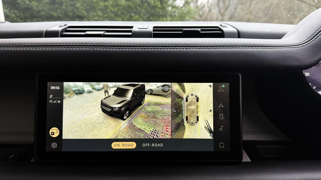 Used Land Rover Defender 110 2020 for sale - 77283016: Photo 31