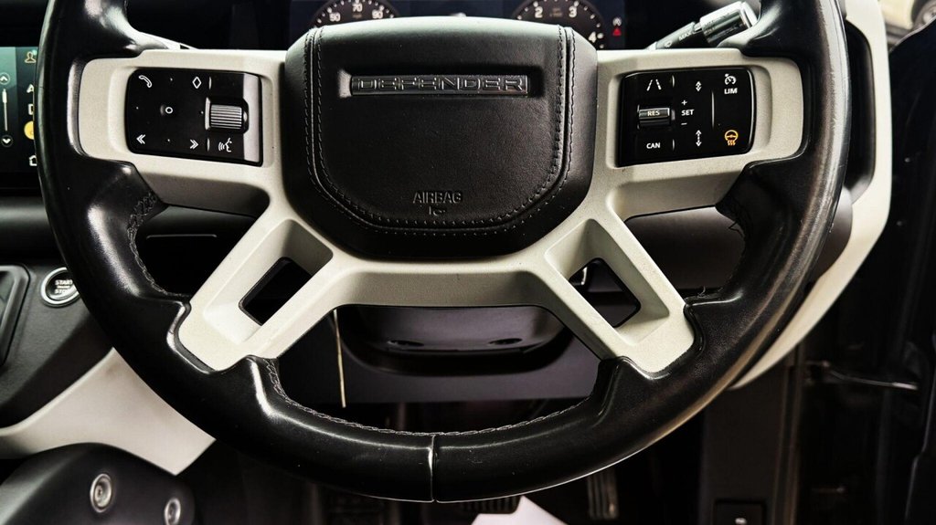 Used Land Rover Defender 110 2020 for sale - 77283016: Photo 36