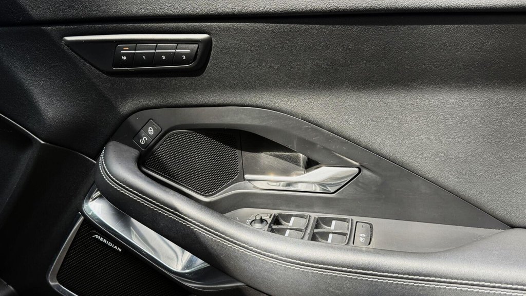 Used Jaguar E-Pace 2019 for sale - 78117456: Photo 32