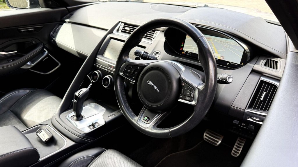Used Jaguar E-Pace 2019 for sale - 78117456: Photo 4
