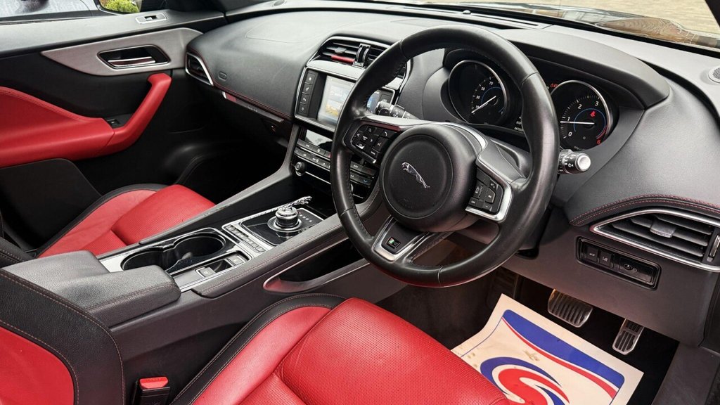 Used Jaguar F-Pace 2016 for sale - 77236565: Photo 12