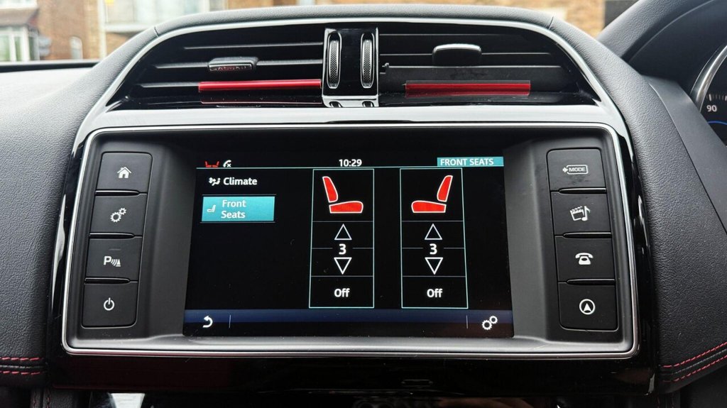 Used Jaguar F-Pace 2016 for sale - 77236565: Photo 17