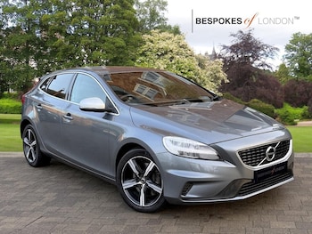 Used Volvo V40 2017 for sale - 75616534: Photo