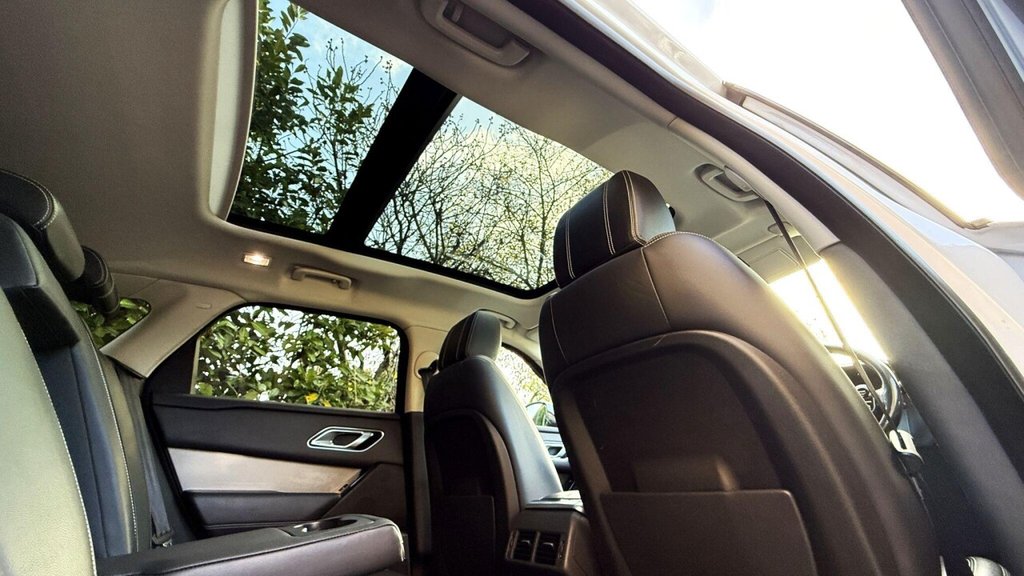 Used Land Rover Range Rover Velar 2018 for sale - 76999212: Photo 16