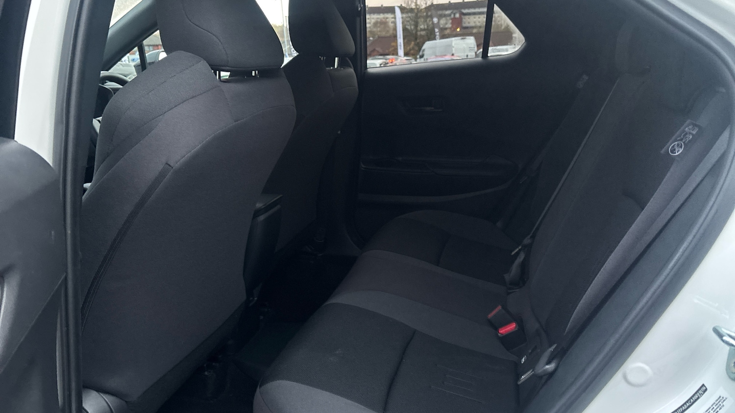 Used Toyota C-HR 2024 for sale - 76932105: Photo 13