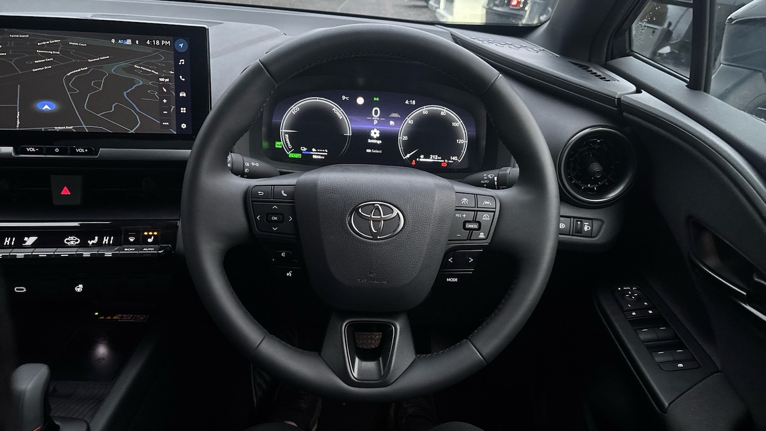 Used Toyota C-HR 2024 for sale - 76932105: Photo 6