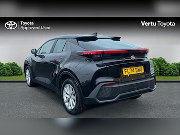 Used Toyota C-HR 2024 for sale - 77136809: Photo