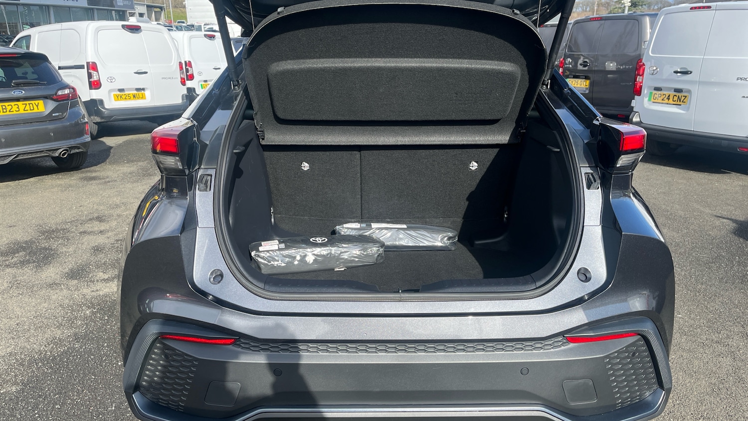 Used Toyota C-HR 2024 for sale - 77901461: Photo 14