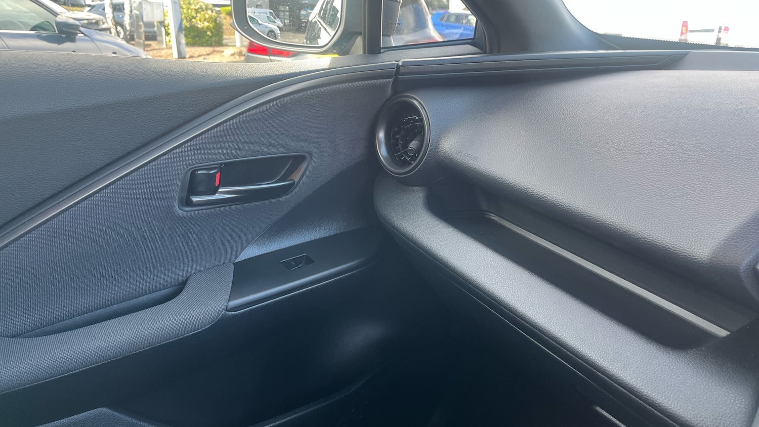 Used Toyota C-HR 2024 for sale - 77901461: Photo 29