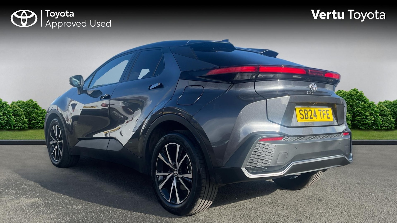 Used Toyota C-HR 2024 for sale - 77901461: Photo 4
