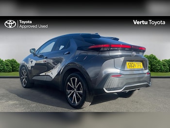 Used Toyota C-HR 2024 for sale - 77901461: Photo