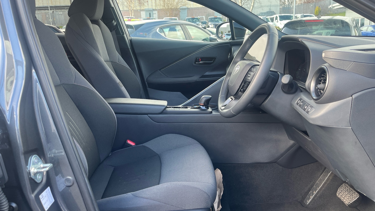 Used Toyota C-HR 2024 for sale - 77901461: Photo 52