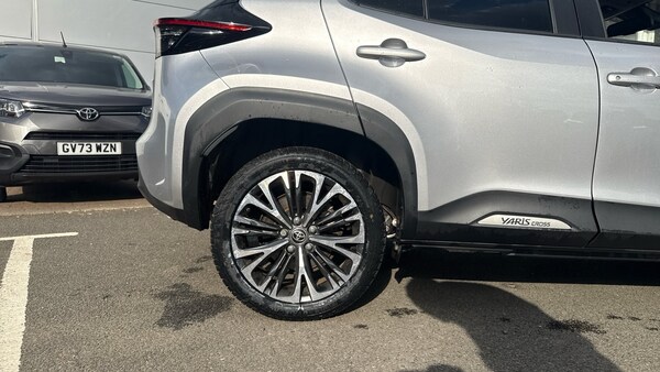 Used Toyota Yaris Cross 2022 for sale - 75557610: Photo 18