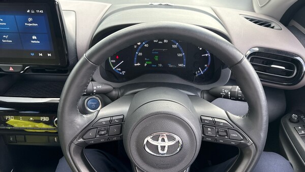 Used Toyota Yaris Cross 2022 for sale - 75557610: Photo 6