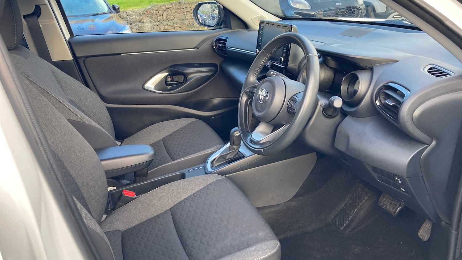 Used Toyota Yaris Cross 2023 for sale - 76352036: Photo 11