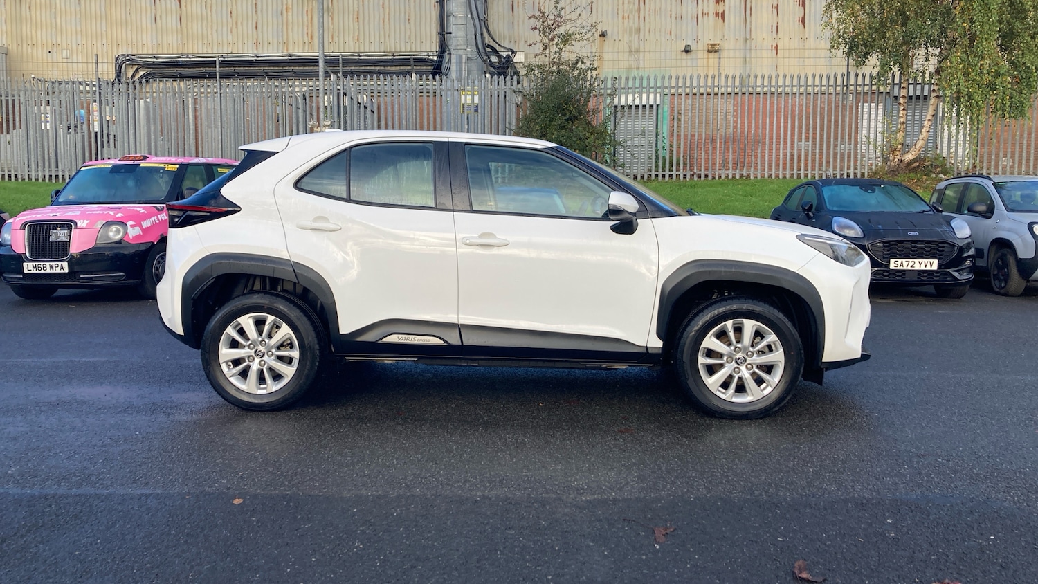 Used Toyota Yaris Cross 2023 for sale - 76352036: Photo 16