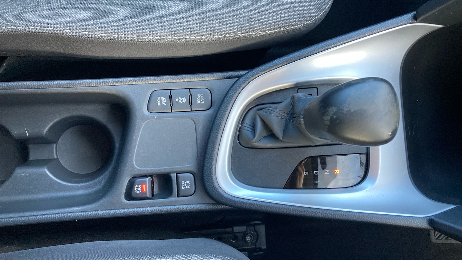 Used Toyota Yaris Cross 2023 for sale - 76352036: Photo 38