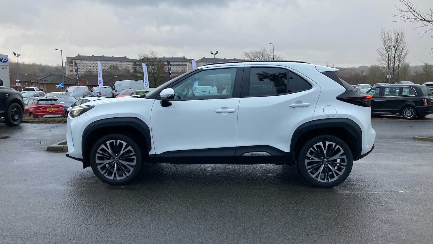 Used Toyota Yaris Cross 2023 for sale - 77366070: Photo 17