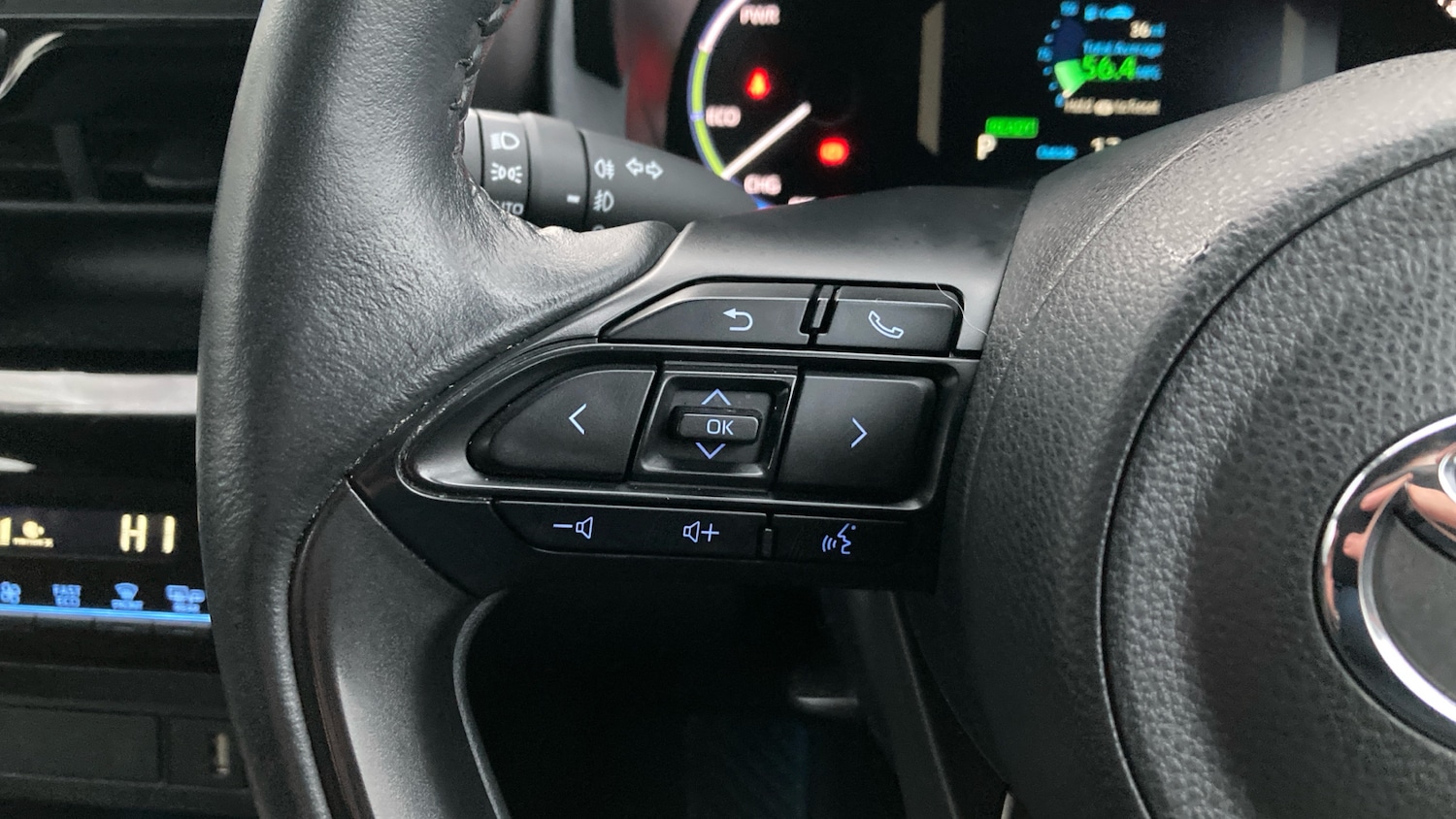 Used Toyota Yaris Cross 2023 for sale - 77366070: Photo 24