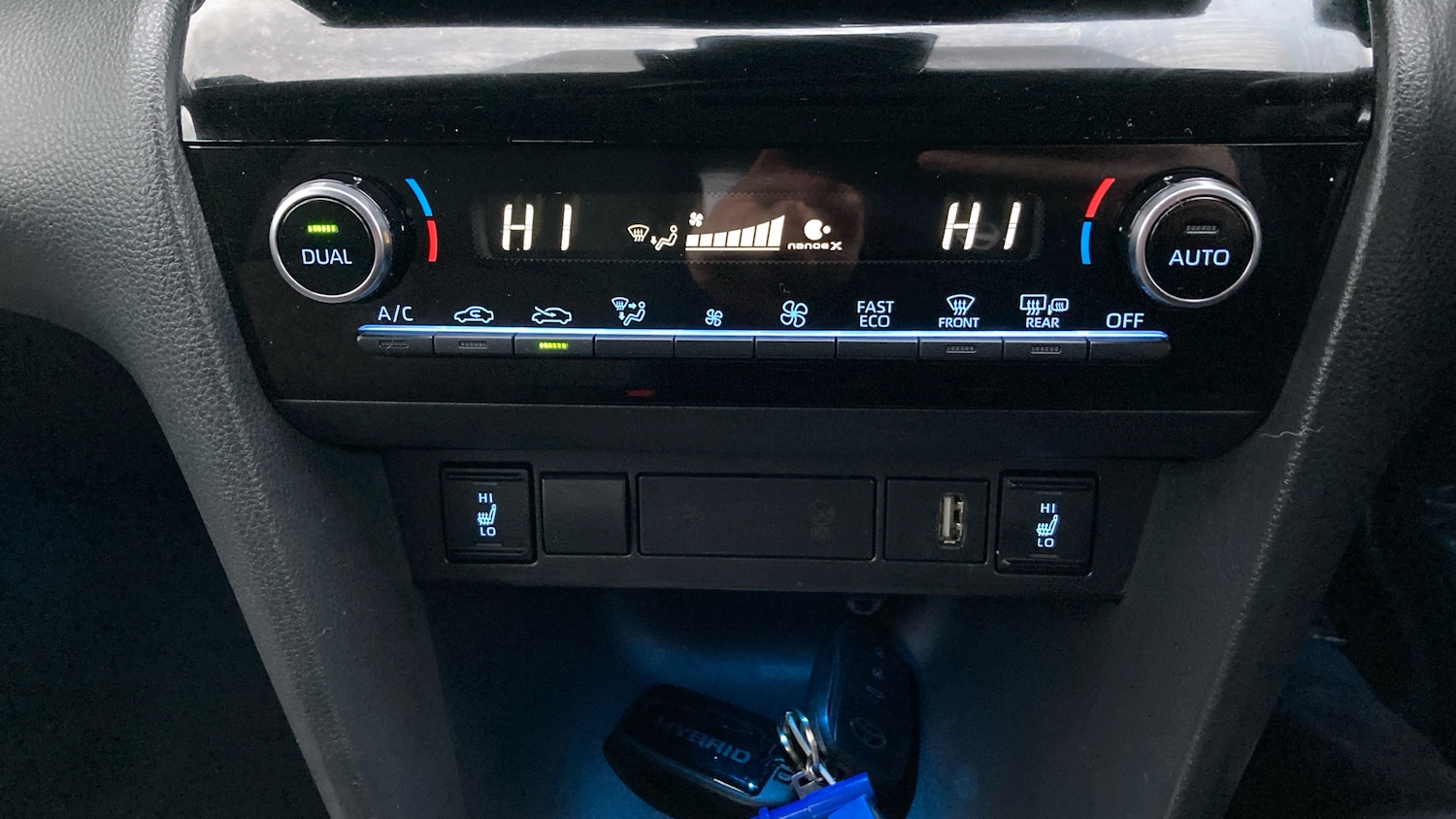 Used Toyota Yaris Cross 2023 for sale - 77366070: Photo 31