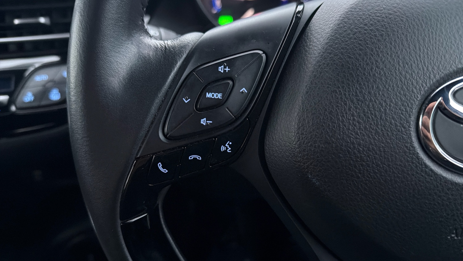 Used Toyota C-HR 2020 for sale - 77379096: Photo 33