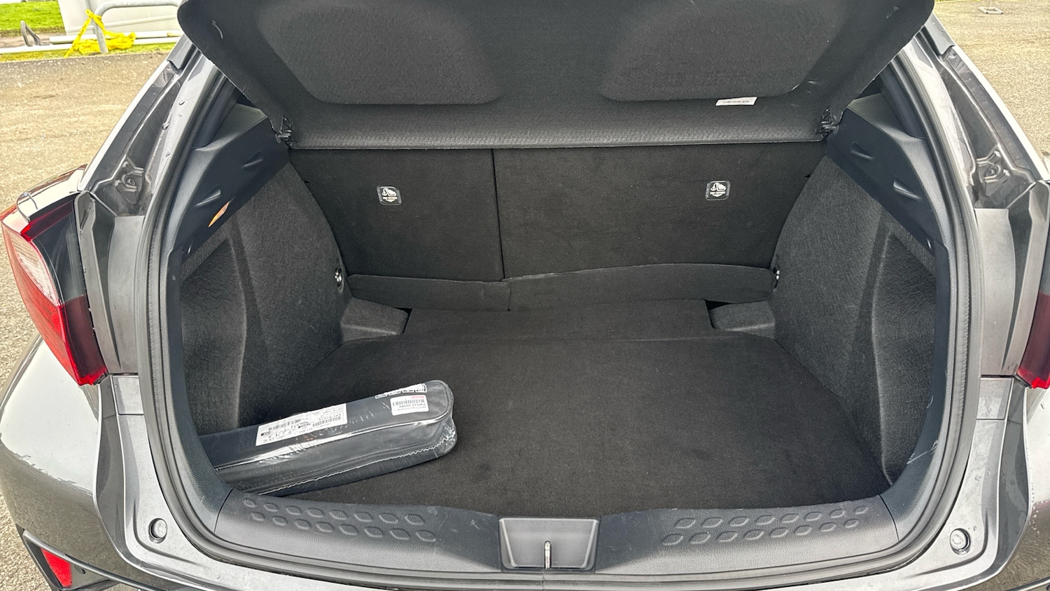 Used Toyota C-HR 2021 for sale - 77601913: Photo 14